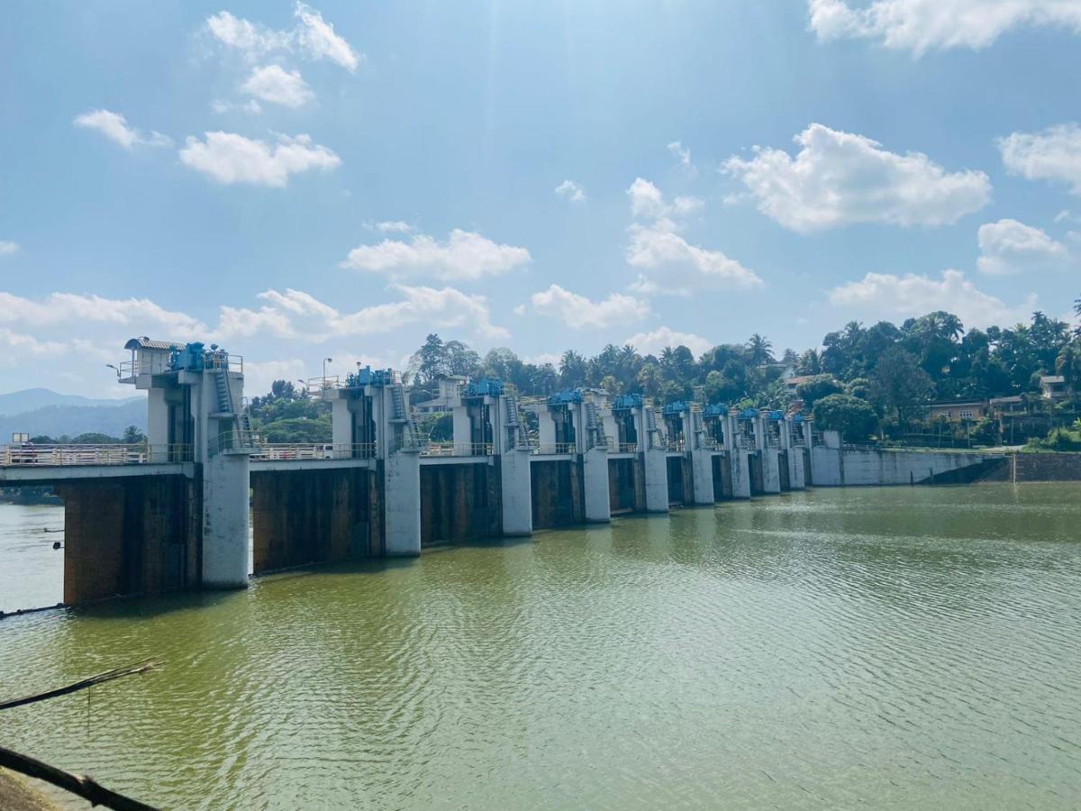Udf Nature Villa Kandy Bagian luar foto