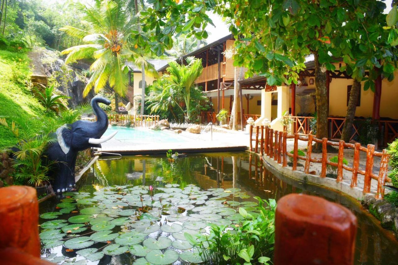 Udf Nature Villa Kandy Bagian luar foto